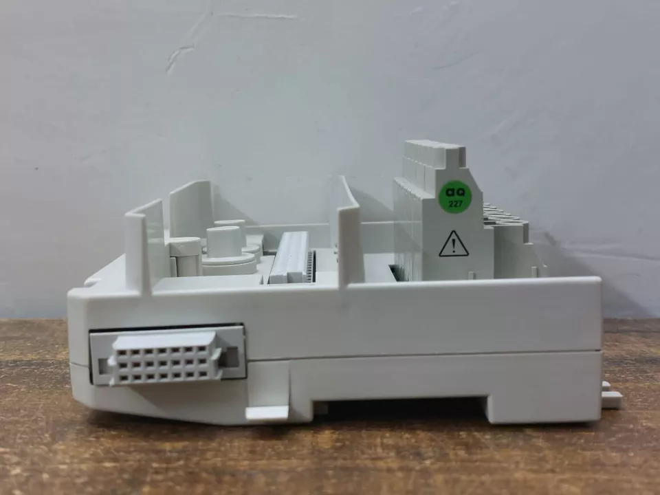 TU831V1 扩建模块 ABB  质保1年 询价有优惠 全新原装出售 现货秒发图4