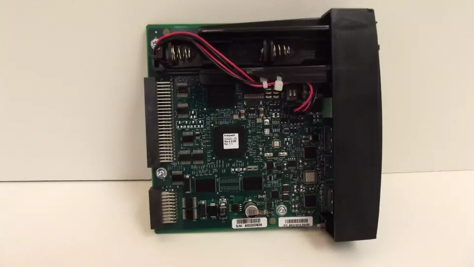 900C30-0460 CPU 控制处理器 HONEYWELL霍尼韦尔 进口原装 现货充足 未拆封 可议价	图3